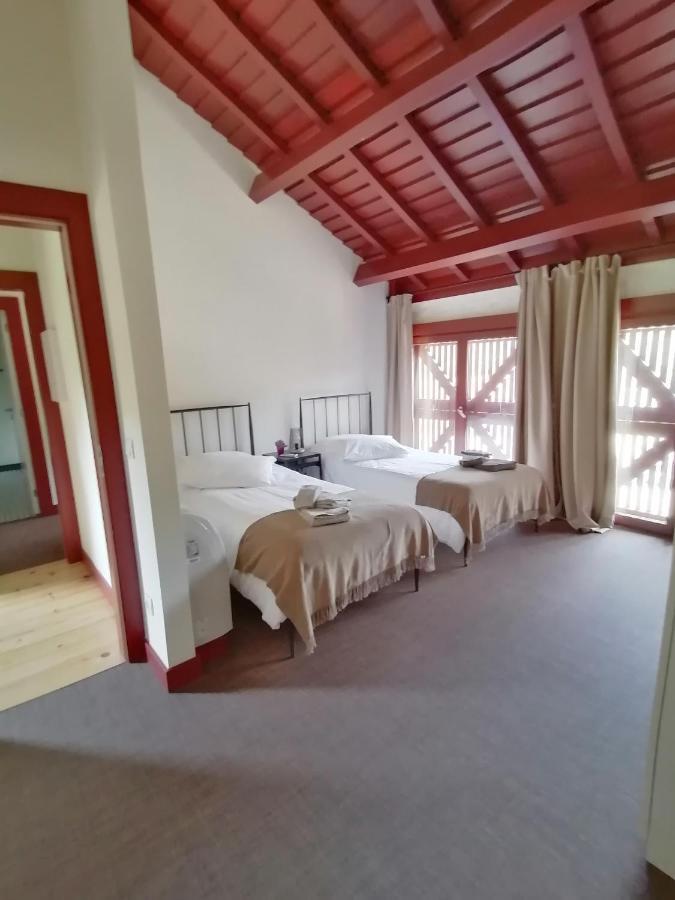 Quinta Pousada De Fora Wines & Tourism ギマランイス エクステリア 写真